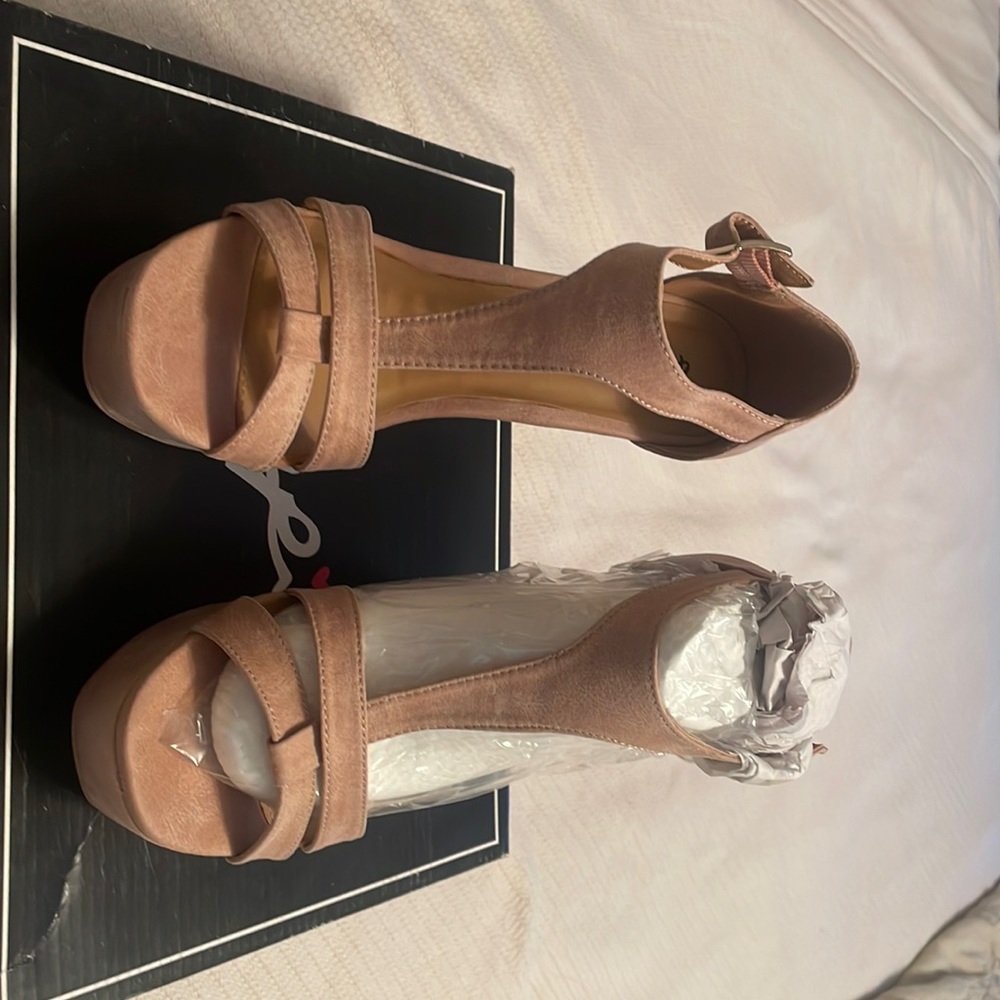 Faux Suede Wedge shoes